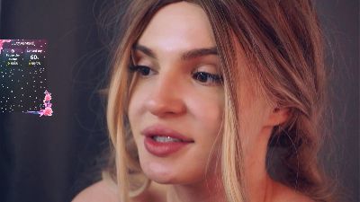 PenniChristle live cam on Cam4