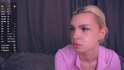 PenniChristle live cam on Cam4