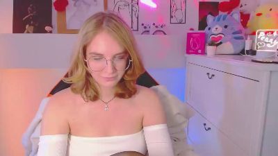 Penny_Pleasure live cam on Cam4