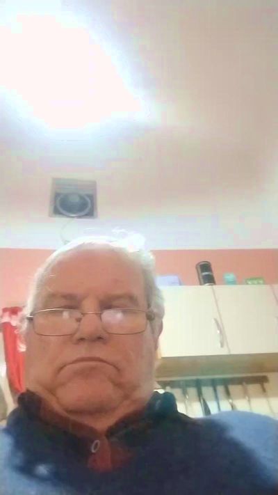 Pepe202020 live cam on Cam4