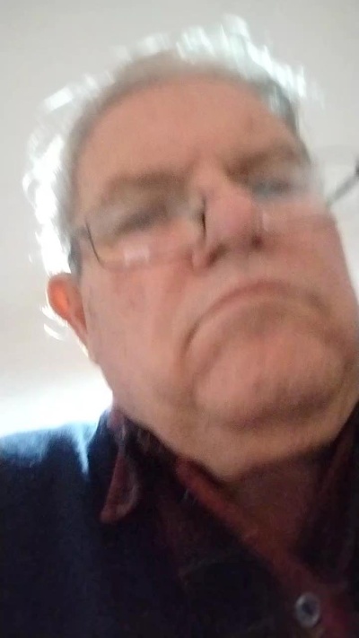 Pepe202020 live cam on Cam4