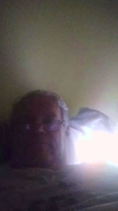 Pepe202020 live cam on Cam4