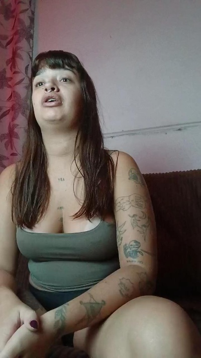 Pepsicolacouple live cam on Cam4
