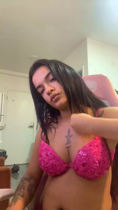 webcam live porn Pequenaninfeta