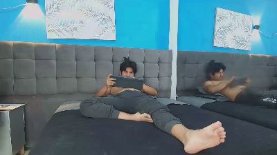 PerciVall32 live cam on Cam4