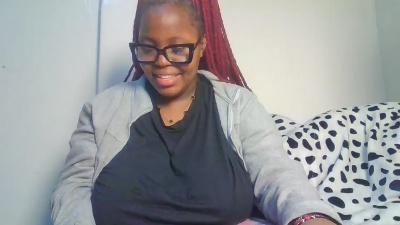 Periwinkle2 live cam on Cam4