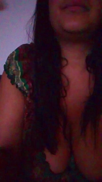 Perle06 live cam on Cam4