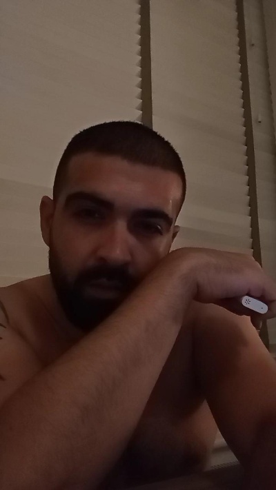 Persianking232 live cam on Cam4