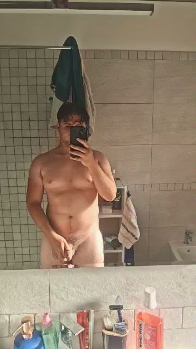 Pescara25 live cam on Cam4