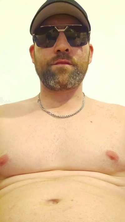 PeteBaptista live cam on Cam4