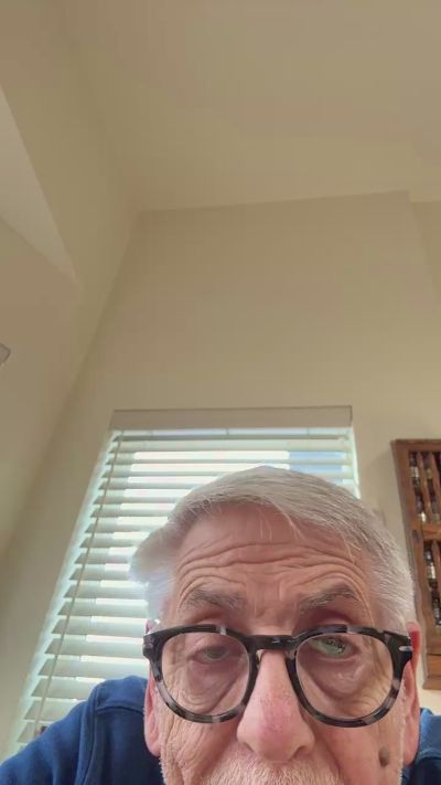 Peter325 live cam on Cam4