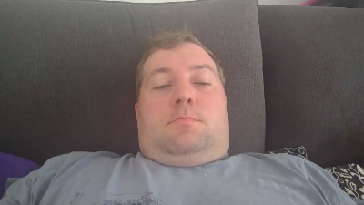 PeterZ1990 live cam on Cam4