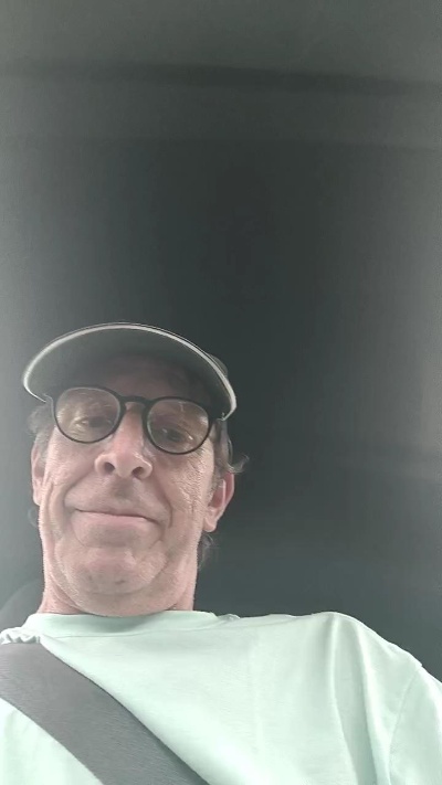 PeterectOmatic live cam on Cam4