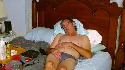 PeterectOmatic live cam on Cam4