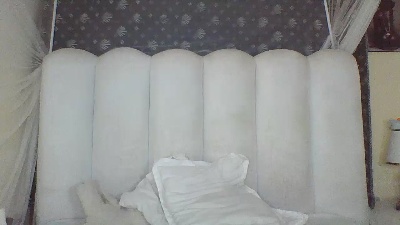 Petitevenuss live cam on Cam4
