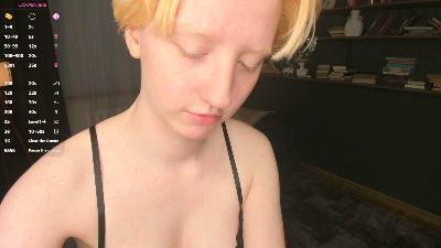 PetraRenn live cam on Cam4