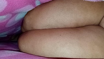 Pety2018 live cam on Cam4