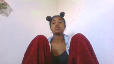 Phaniah live cam on Cam4