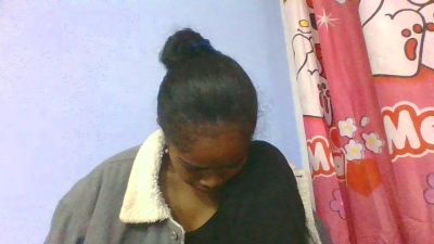 Phaniah live cam on Cam4