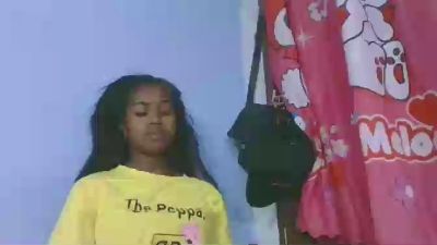 Phaniah live cam on Cam4