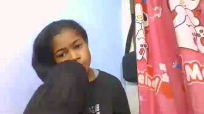 Phaniah live cam on Cam4