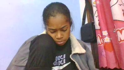 Phaniah live cam on Cam4