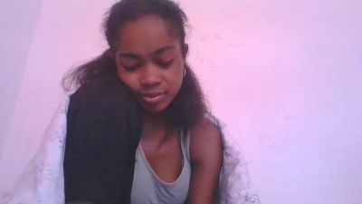 Phaniah live cam on Cam4