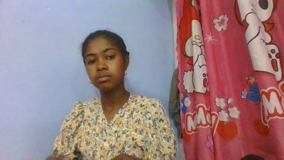 Phaniah live cam on Cam4