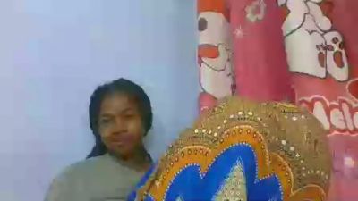 Phaniah live cam on Cam4