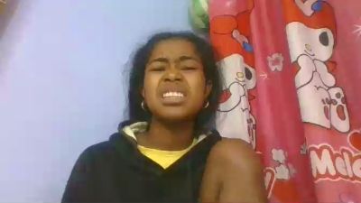 Phaniah live cam on Cam4