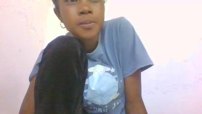 Phaniah live cam on Cam4