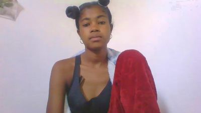 Phaniah live cam on Cam4