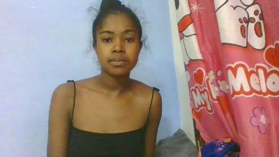 Phaniah live cam on Cam4