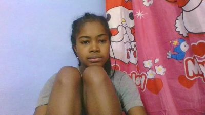 Phaniah live cam on Cam4