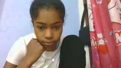 Phaniah live cam on Cam4