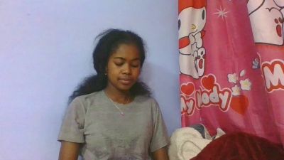 Phaniah live cam on Cam4