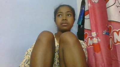 Phaniah live cam on Cam4