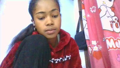 Phaniah live cam on Cam4