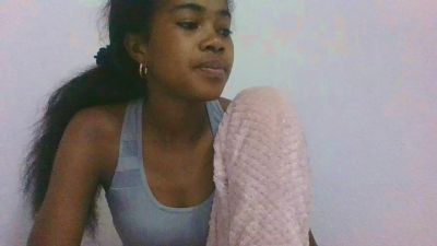 Phaniah live cam on Cam4