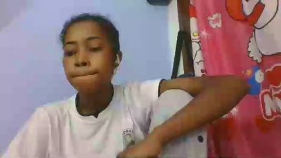 Phaniah live cam on Cam4