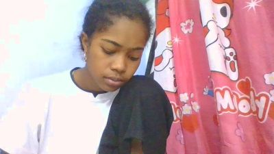 Phaniah live cam on Cam4