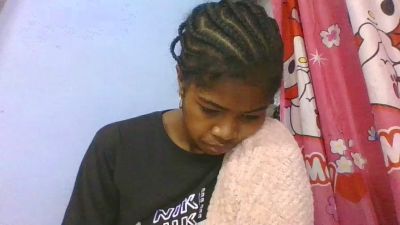 Phaniah live cam on Cam4