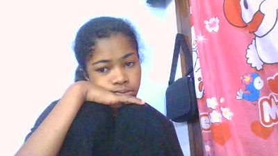 Phaniah live cam on Cam4