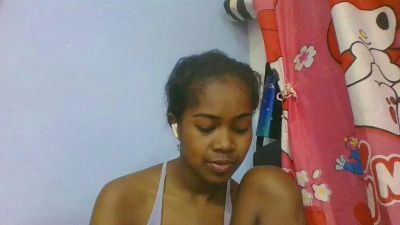 Phaniah live cam on Cam4