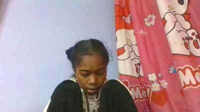 Phaniah live cam on Cam4