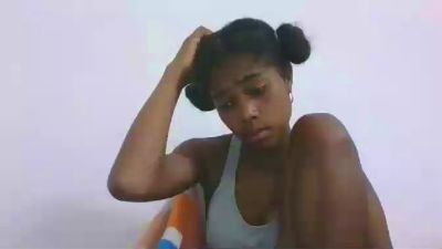 Phaniah live cam on Cam4