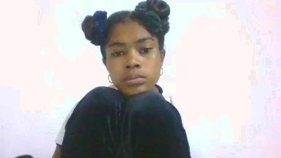 Phaniah live cam on Cam4