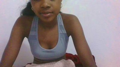 Phaniah live cam on Cam4