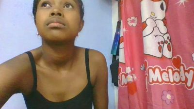 Phaniah live cam on Cam4