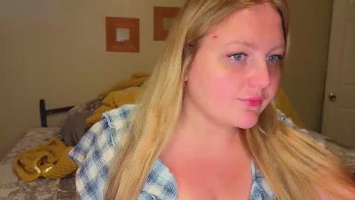 Phatassblond live cam on Cam4